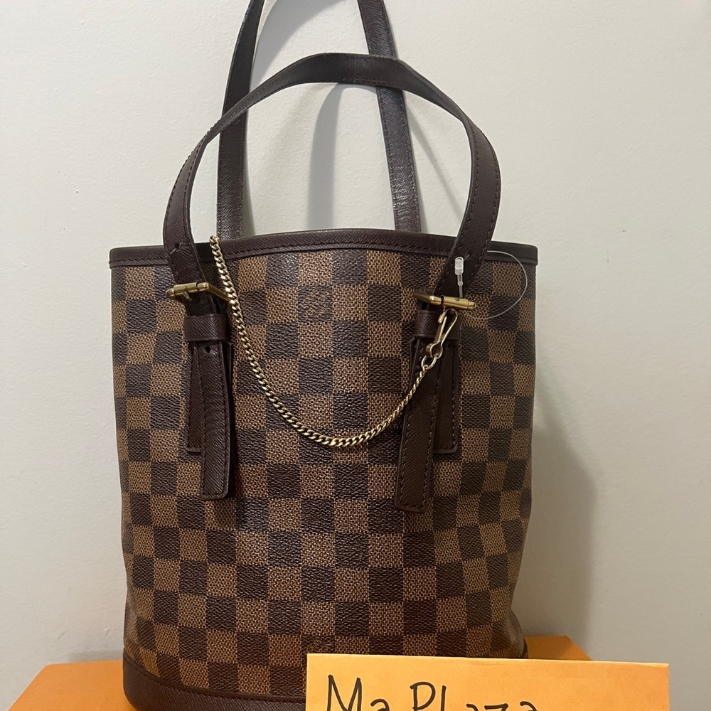 Louis Vuitton Brown Monogram Women's Bag - Picture 16 of 16